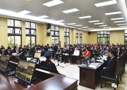 据广西高院微信公众号消息，2019年10月28日，广西玉林市玉州区人民法院公开开庭审理“斑美拉...