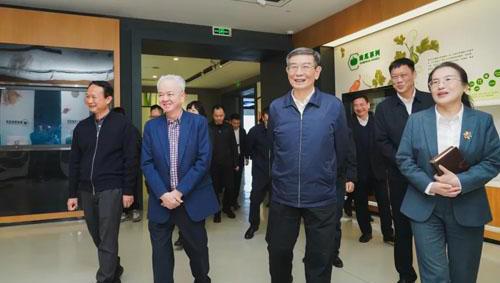 广东省人大常委会党组副